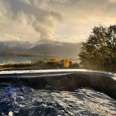 1 Bed Loft Sleeps 4 -hot Tub Sauna & Pets Ok