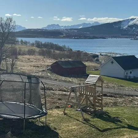 1 Bed Loft Sleeps 4 -hot Tub Sauna & Pets Ok Appartement *